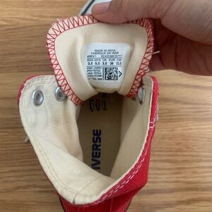 RED Converse High Tops | Women’s 5.5 | Good Condition